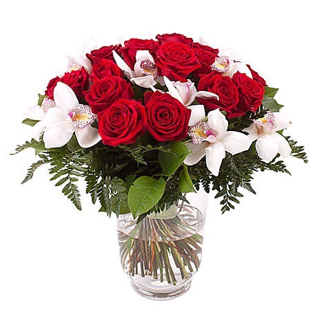 Букет Розы и орхидеи Букет из красных роз и белых орхидей.
