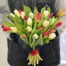 Букет из белых и красных тюльпанов - Букет из белых и красных тюльпанов
