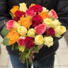 Букет из 25 разноцветных роз (Кения 50 см.) - Букет из 25 разноцветных роз (Кения 50 см.)