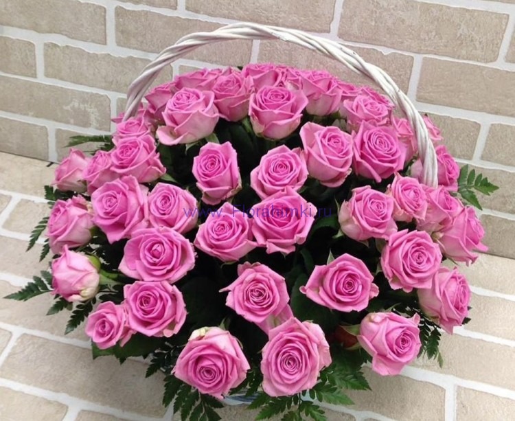 Корзина Блеск хрусталя Шикарная корзина наполненная розовыми розами