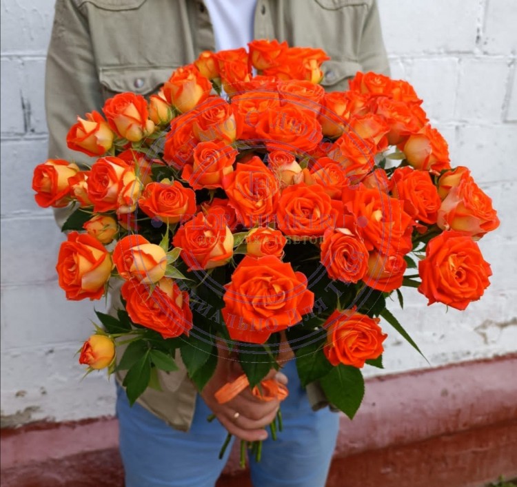 Букет Оранж Букет из оранжевых кустовых роз 