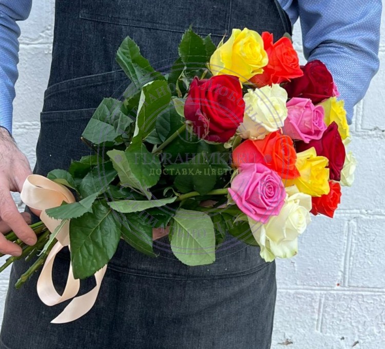 Букет из 11 разноцветных роз  11 разноцветных ароматных роз с превосходным качеством от Российского производителя